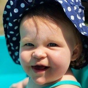 Meet your Posher, Holly